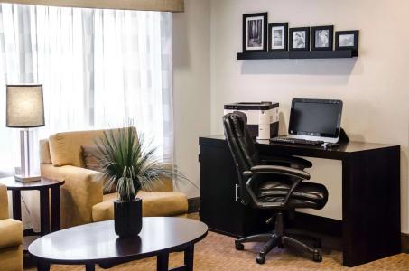 Sleep Inn Airport - Billy Graham Parkway - 4