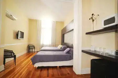 Up Tribeca - 14