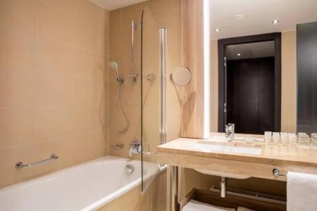Ac By Marriott Bratislava Old Town - 40