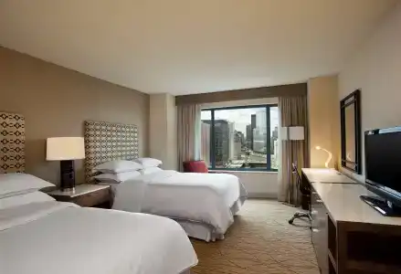 Sheraton Grand Chicago - 3
