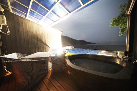 Xyz Private Spa And Seaside Resort - 18