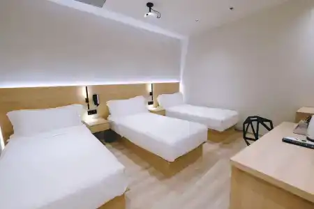 Rest Bugis (Sg Clean, Staycation Approved) - 81