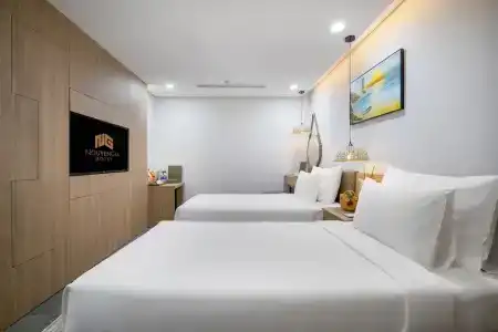 Nguyen Gia - 32