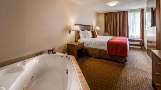 Best Western Plus Guildwood Inn - 57