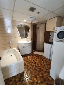 Zenith Ocean Front - 72