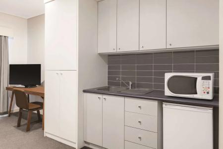 Adina Apartment Barrack Plaza - 24