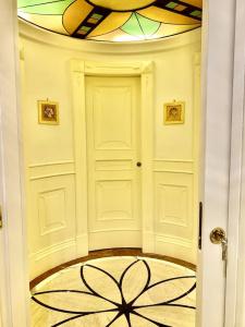Simon's Guest House - 11