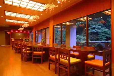 Yamanakaonsen Ohanami Kyubei - 24