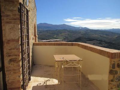 Castello di Velona - The Leadings of the World - 39