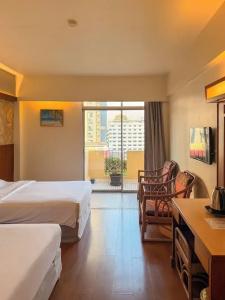 Golden Beach Pattaya - 57
