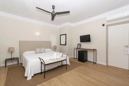 Boutique Hostal Oriola - 43