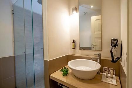 Le Rose Suite - 115