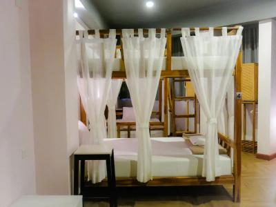 Metro Pratunam Boutique - 56