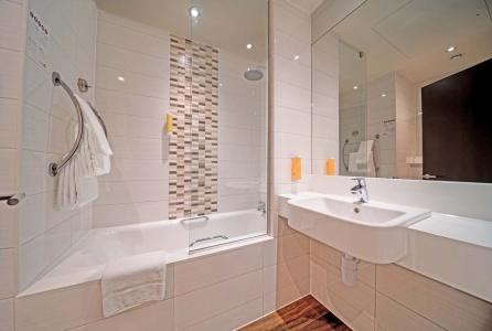 Premier Inn Dubai Al Jaddaf - 39