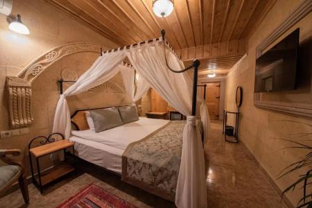 Luxury Cratus Stone Palace - 89