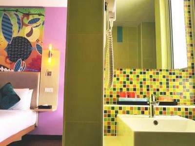 Ibis Styles Fraser Business Park - 9