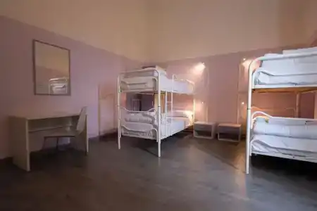 Hostel 7 Santi - 31