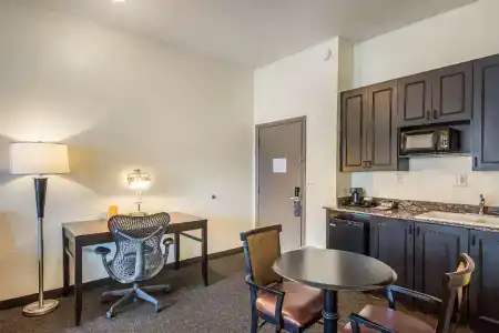 Clarion Inn & Suites Central Beach - 70