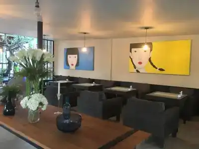 Paragon Inn - 27