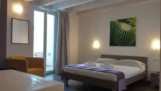Up Room&Suite - 16