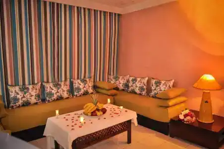 Mabrouk and Suites- Adult only - 10