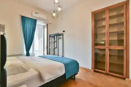 UPstairs Apart - Hostel - 4