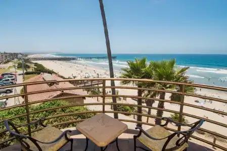 Pacific Terrace - 13
