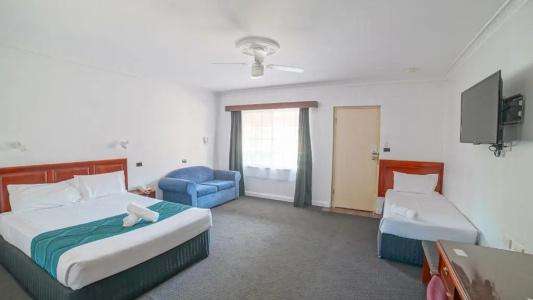Country 2 Coast Motor Inn - 48
