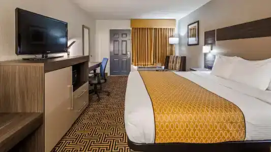 Best Western Central Inn - 53
