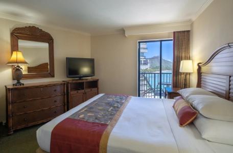 Outrigger Waikiki Beach Resort - 5