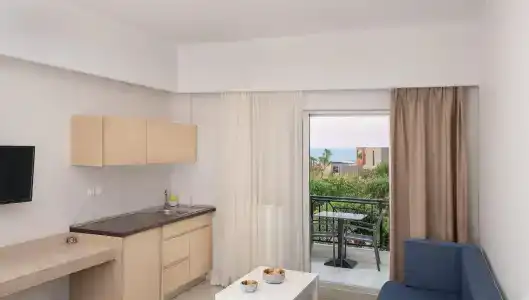 Sea View & Apartment - 94