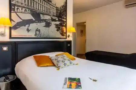 Hôtel de France - 52