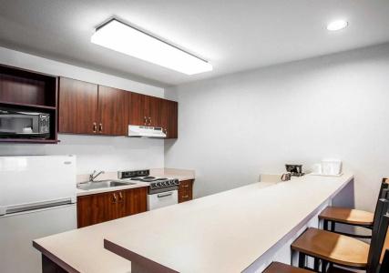Quality Inn Grand Suites Bellingham - 27