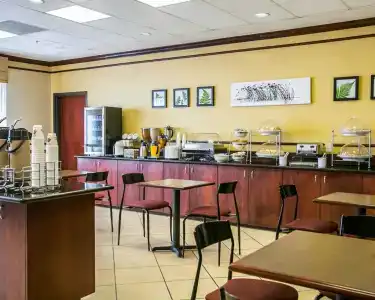 Sleep Inn and Suites - 17