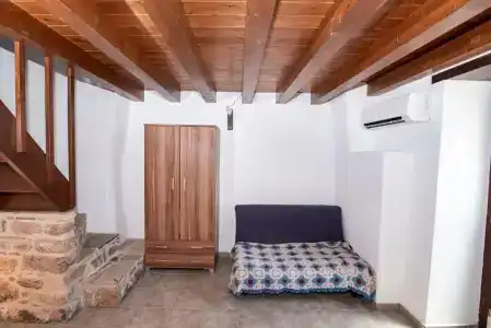 Goulas Traditional Guesthouse - 109