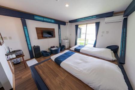 Xyz Private Spa And Seaside Resort - 38