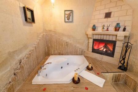 Elysion Cave Suites - 65