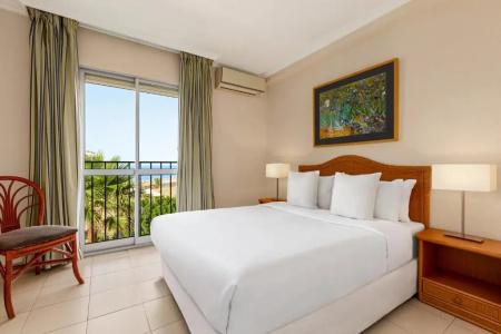 Ramada & Suites by Wyndham Costa del Sol Fuengirola - 114