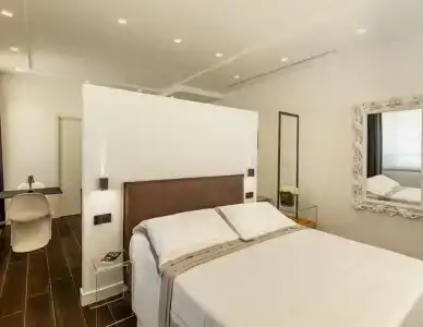 Qui Vicino boutique rooms and suites - 4