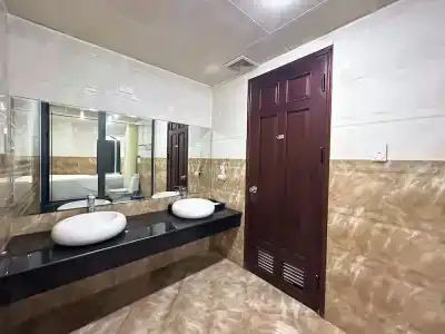 Quoc Cuong Center - 145