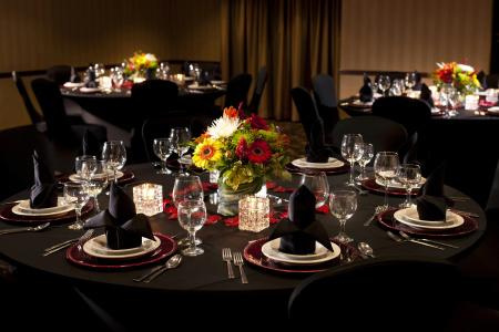 Embassy Suites - 24
