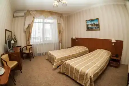 Премьер - 2
