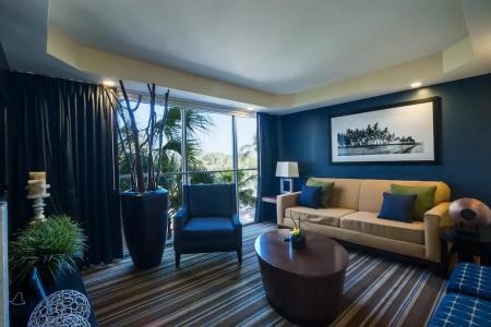 Courtyard by Marriott - 32