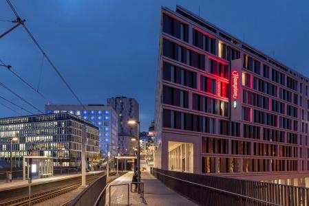 Hampton by Hilton Stuttgart City Centre - 22