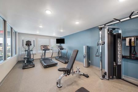 WoodSpring Suites Orlando Kissimmee Maingate - 13