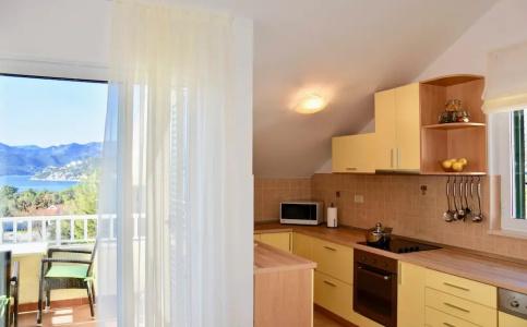 Pervanovo with Free Parking - 211