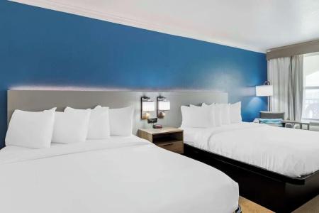 Country Inn & Suites by Radisson, Beach, TX - 37