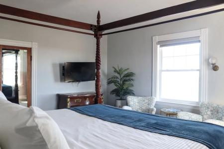 The Emerson Inn - 93