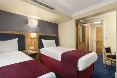 Days Inn Hyde Park - 5
