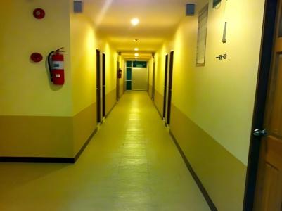 Trat Center - 12
